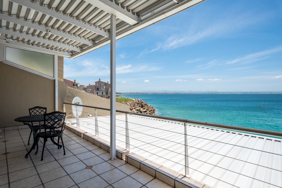 6 Bedroom Property for Sale in Port St Francis Eastern Cape